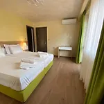 Amazing View And Cozy Atmosphere Apartment