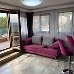 Amazing View And Cozy Atmosphere *