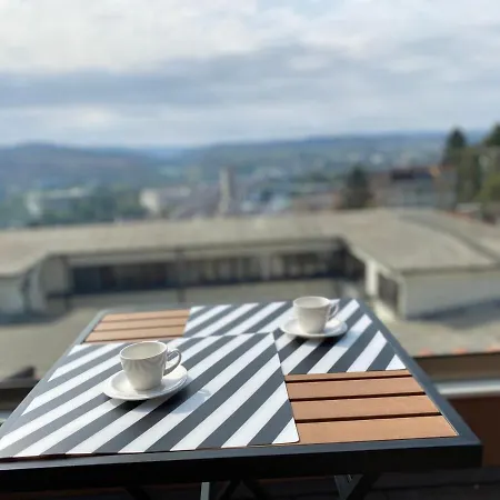Amazing View And Cozy Atmosphere Apartment