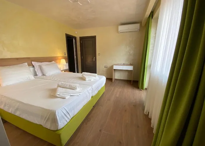 Amazing View And Cozy Atmosphere Apartment